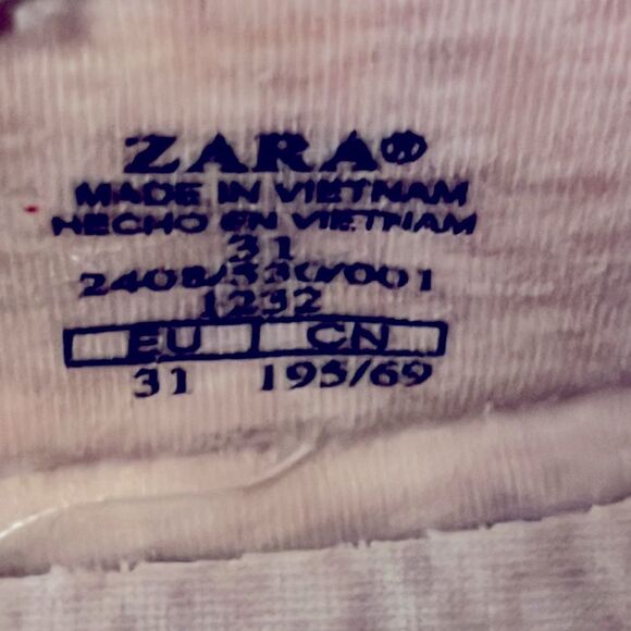 Zara “Disney” Big Kid’s Tennis Sneakers with Character Decals- Size 31 (US-12.5) - Picture 7 of 11